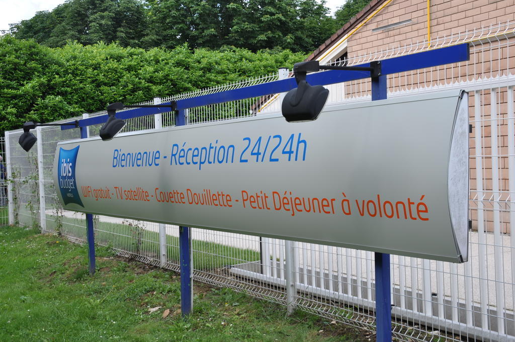 Ibis Budget Marne La Vallee Saint-Thibault-des-Vignes Exterior foto